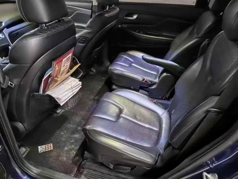 汉中20年现代新胜达5