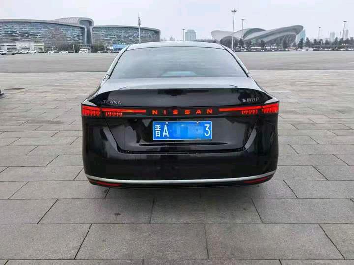 张家口26年日产天籁8