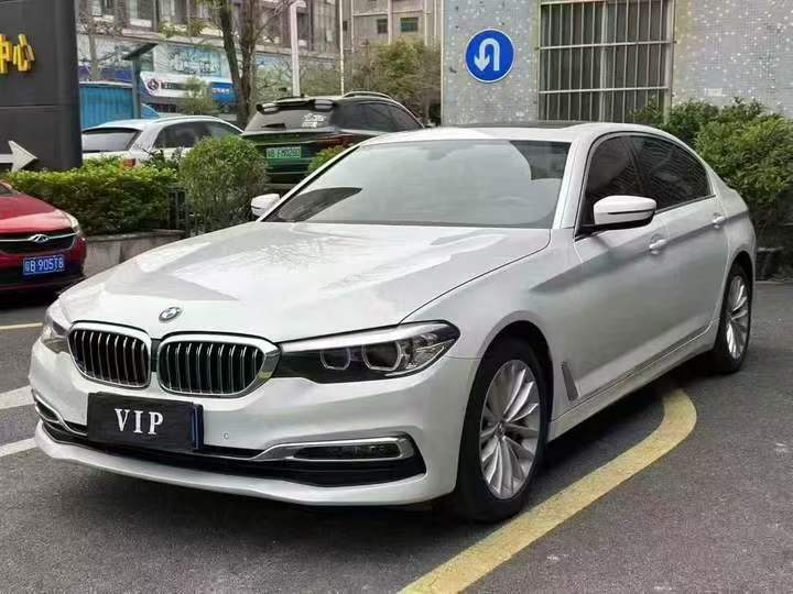 岳阳19年宝马5系3