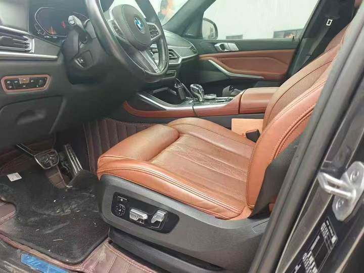 常德21年宝马X73