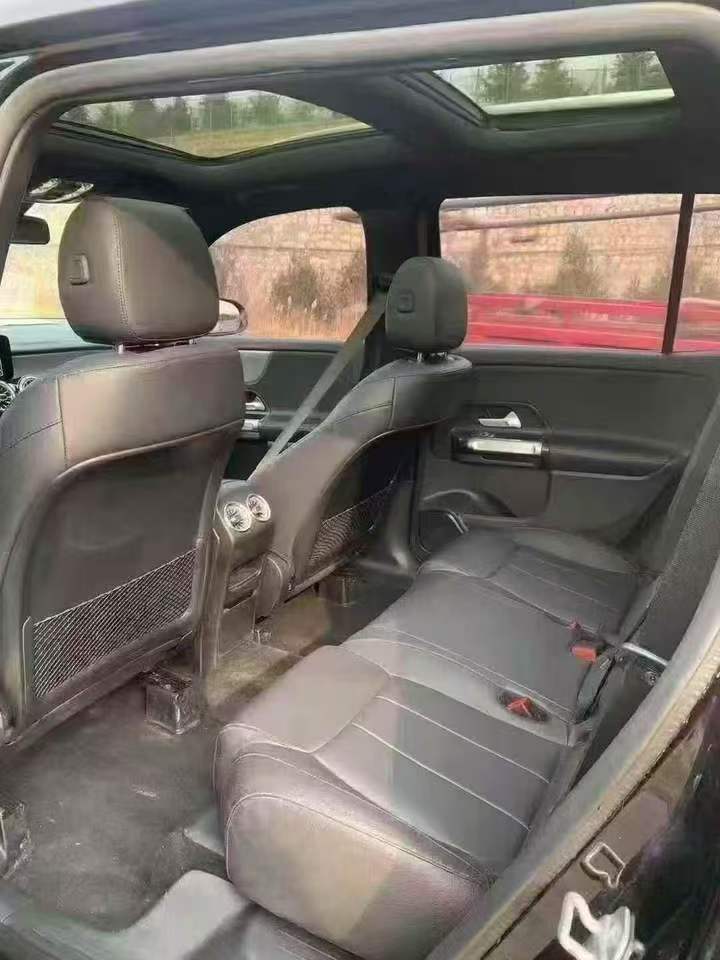 保定23年奔驰GLB4