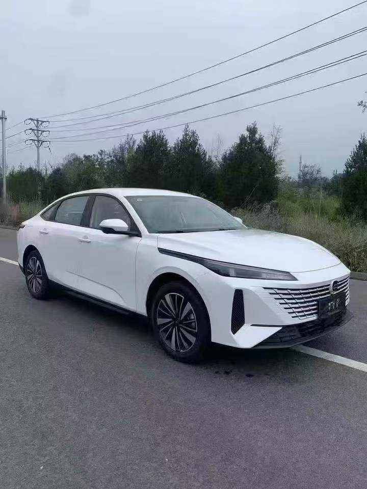 张家口25年长安汽车欧尚2