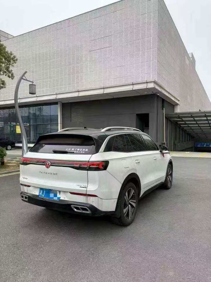 张家界24年大众揽巡8