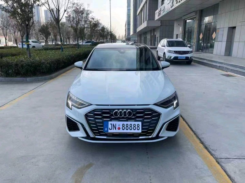 济宁23年奥迪A31