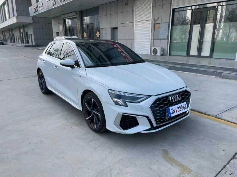 济宁23年奥迪A32