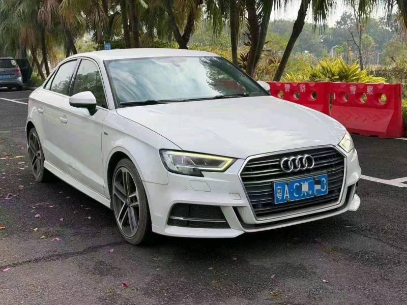 广州18年奥迪A32