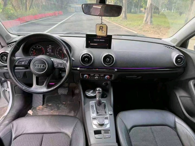 广州18年奥迪A36