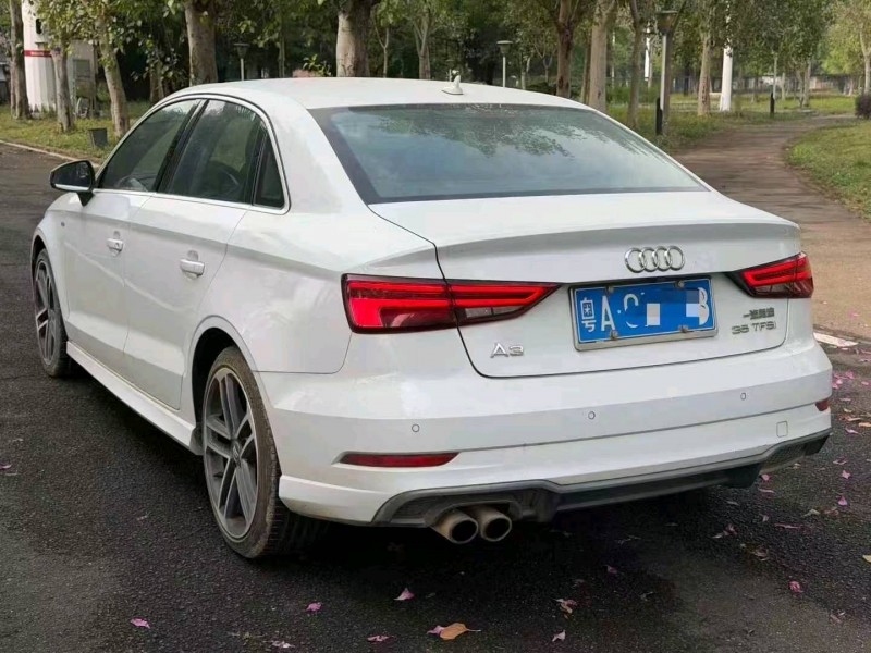 广州18年奥迪A39