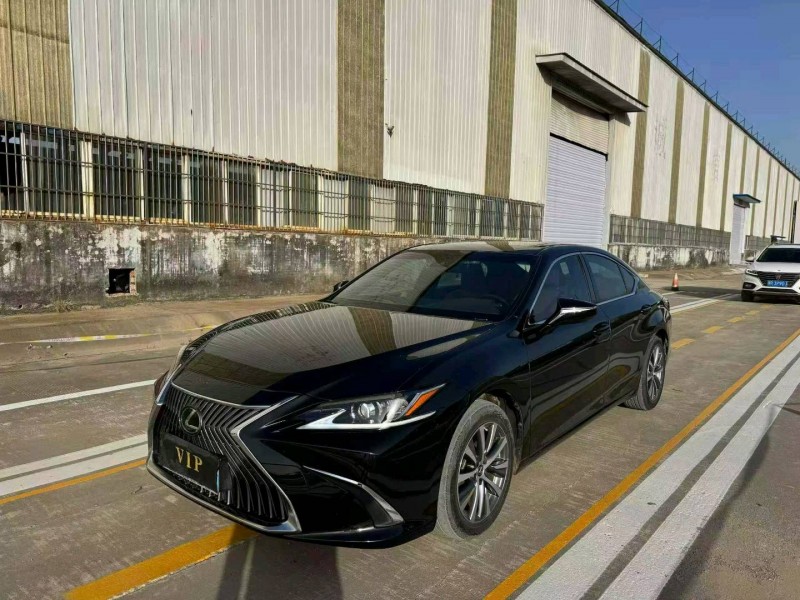 菏泽21年雷克萨斯ES2