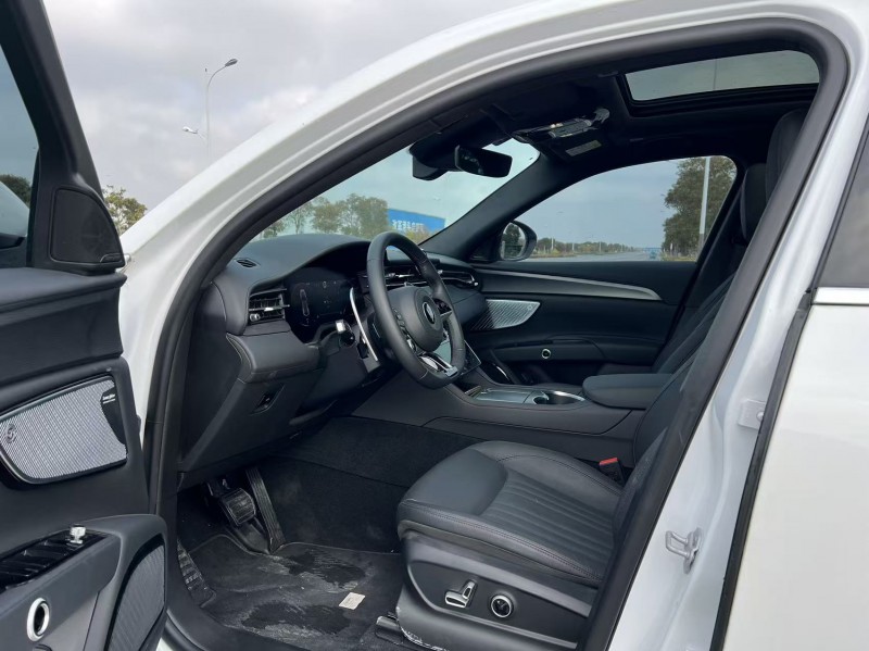 盐城23年玛莎拉蒂Grecale格雷嘉4