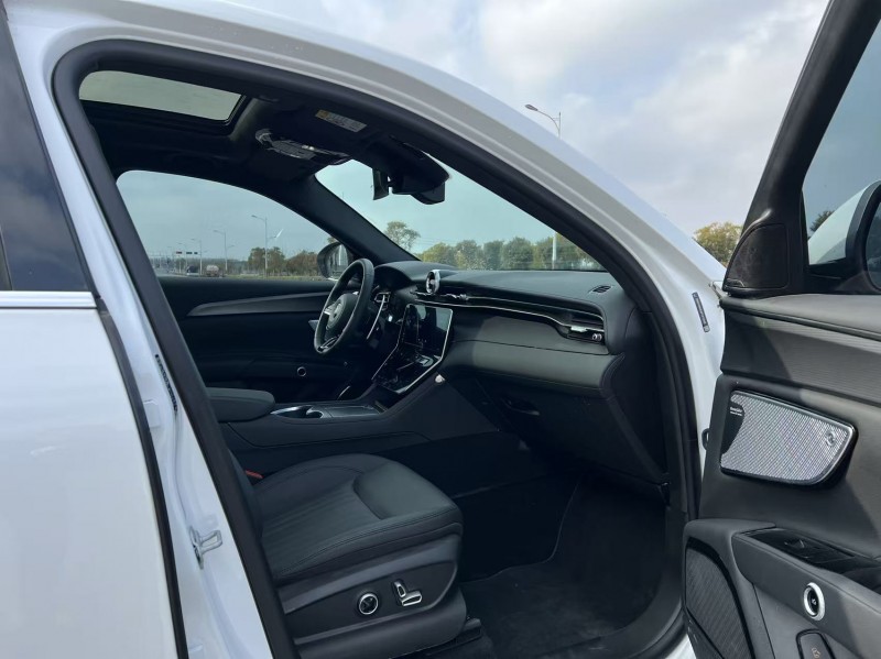 盐城23年玛莎拉蒂Grecale格雷嘉6