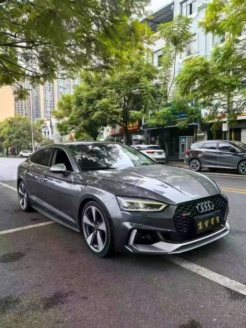 安顺19年奥迪A52