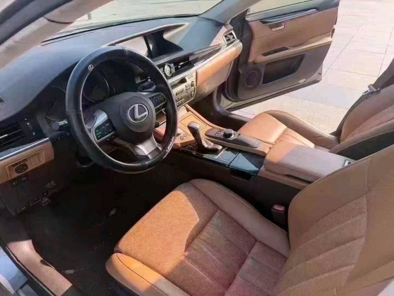 枣庄18年雷克萨斯ES7