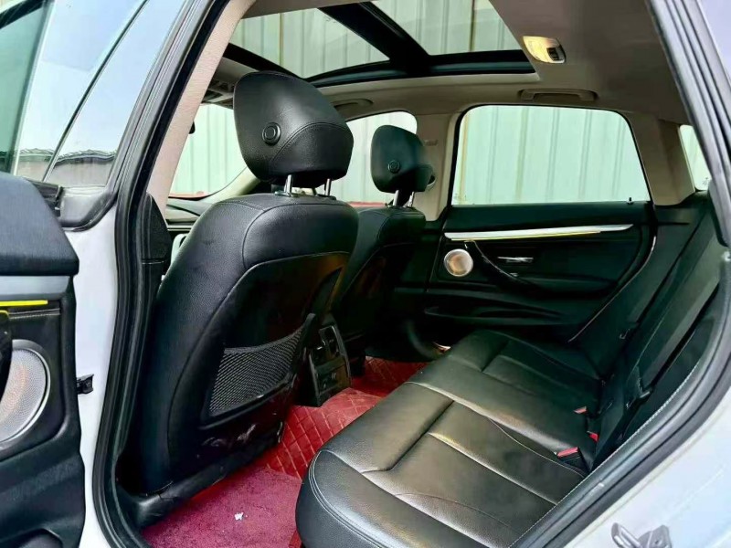 济南16年宝马3系4