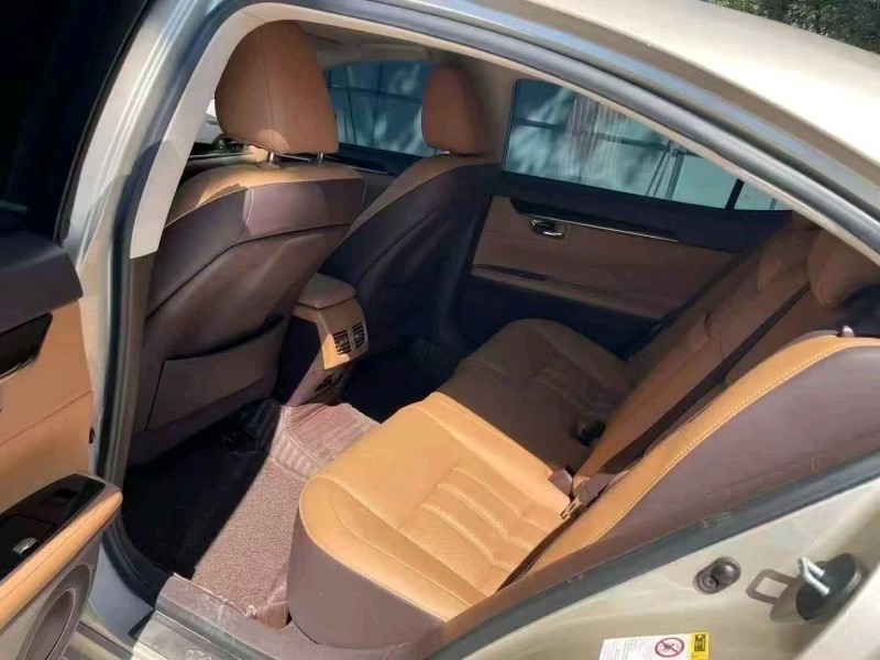 青岛17年雷克萨斯ES4