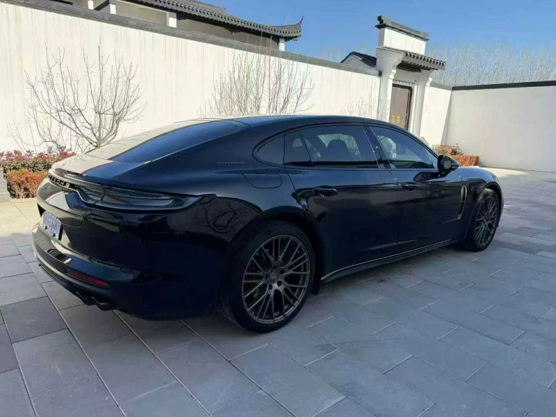 济南23年保时捷帕拉梅拉8