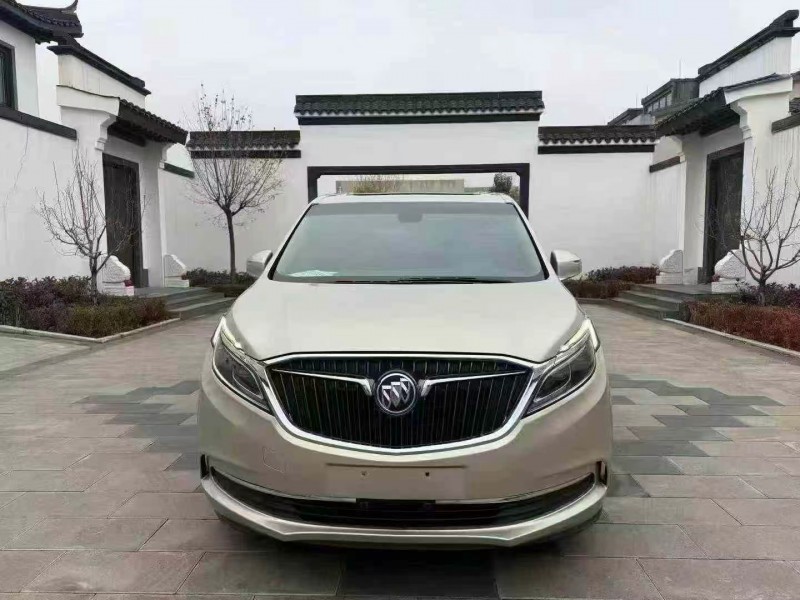 济南19年别克GL81