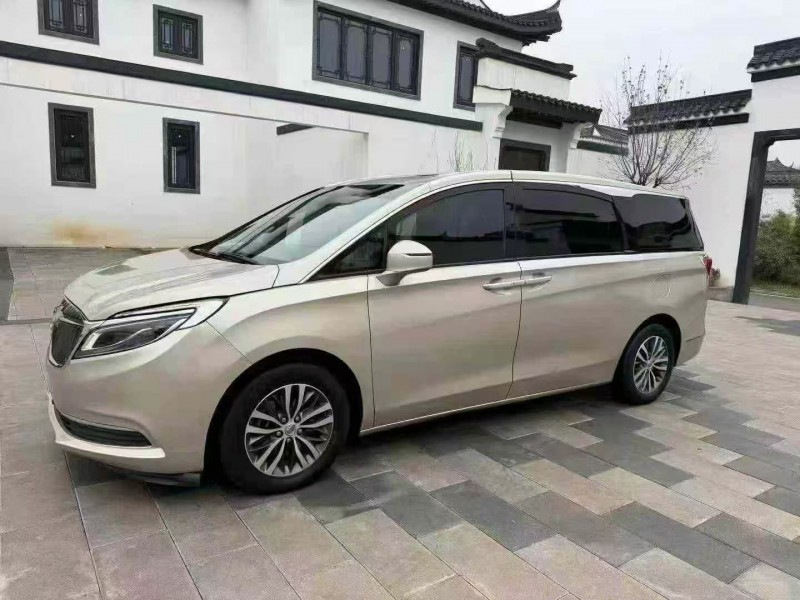 济南19年别克GL83