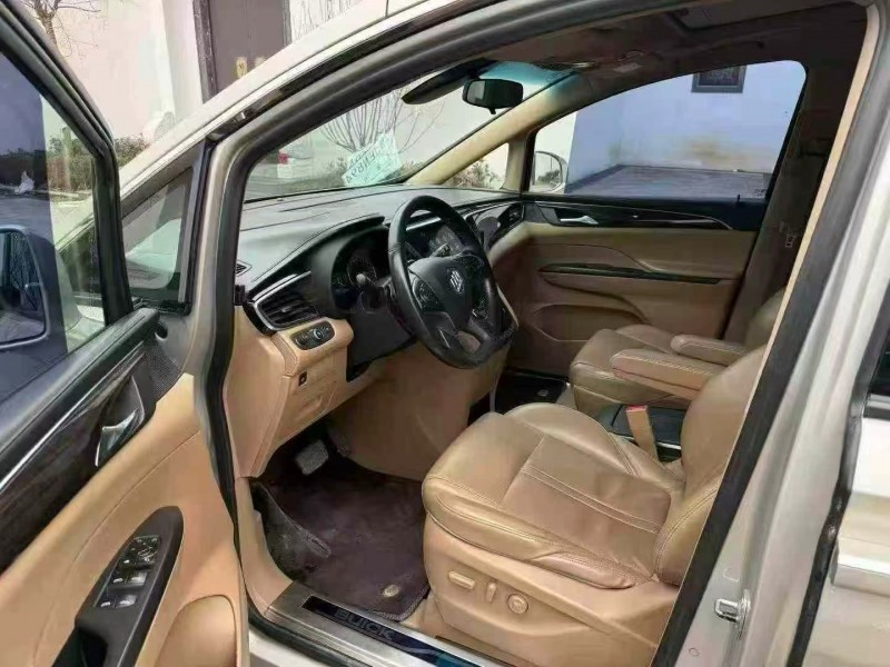 济南19年别克GL85