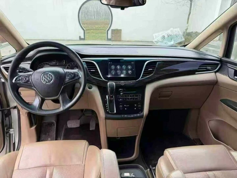 济南19年别克GL86