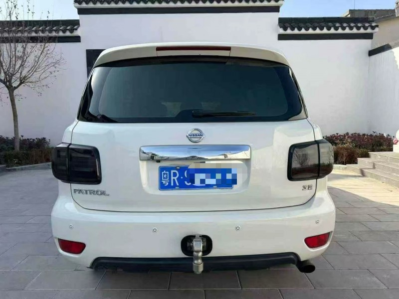 济南17年日产途乐9