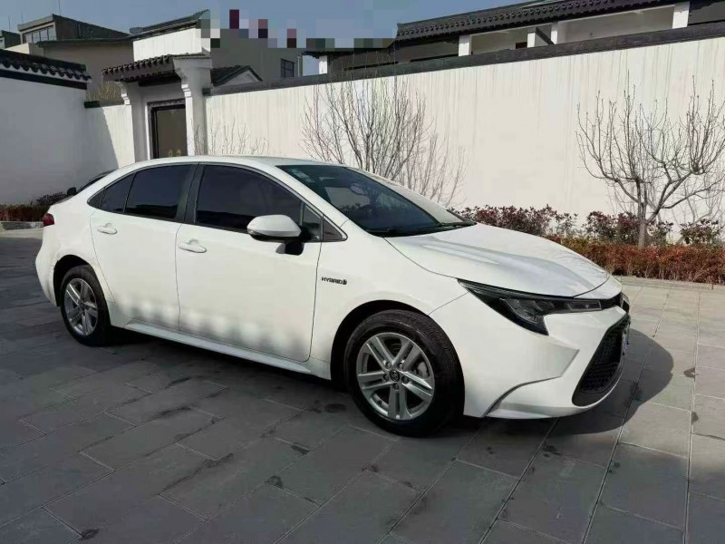 济南21年丰田雷凌2