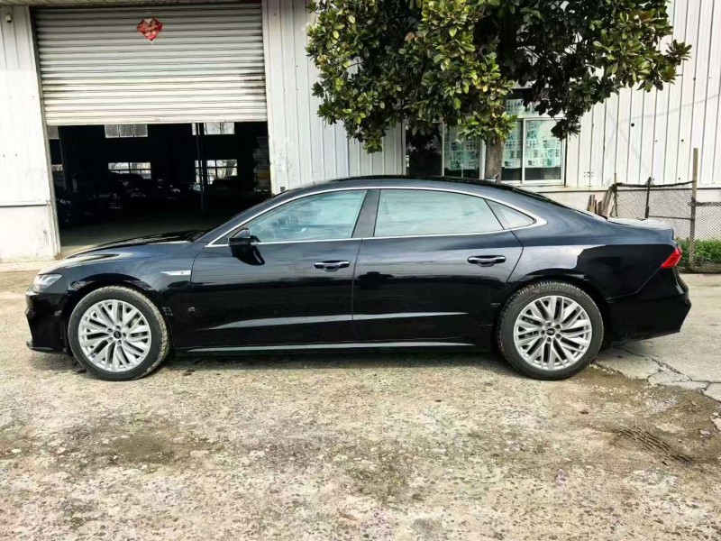 苏州22年奥迪A7L8