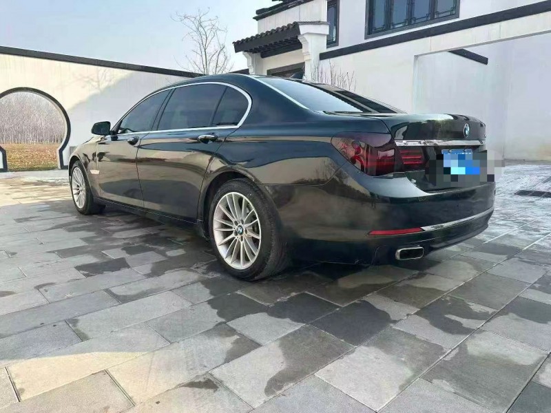 济南15年宝马7系8