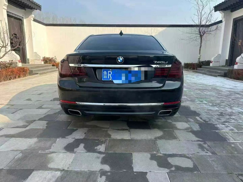 济南15年宝马7系9