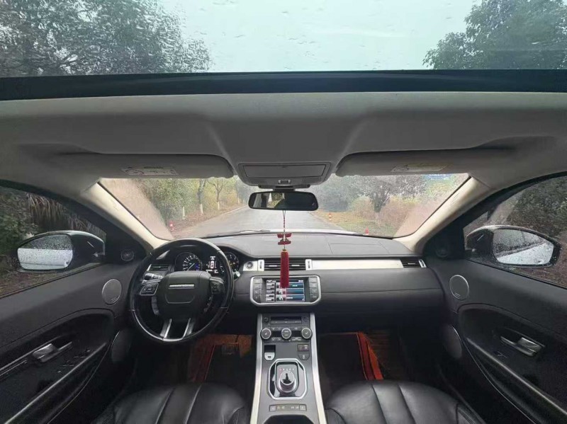 萍乡16年路虎极光8