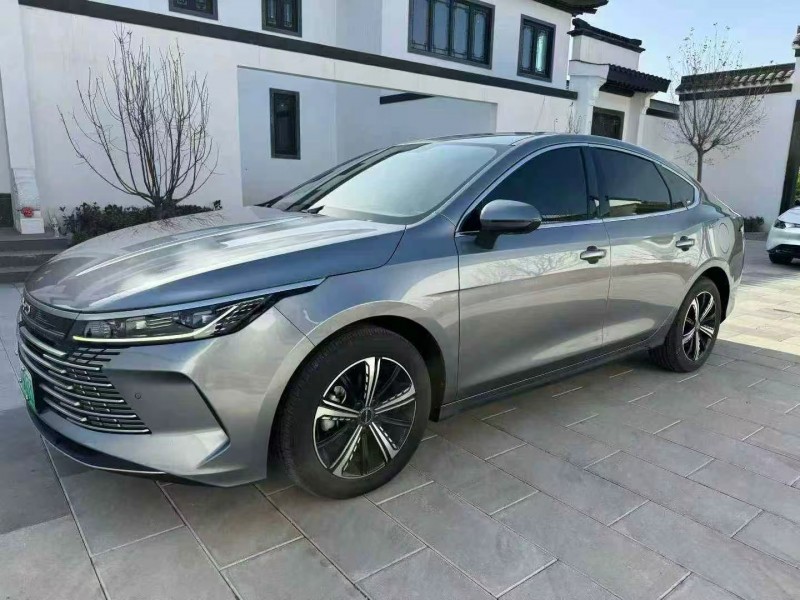 济南24年比亚迪驱逐舰3