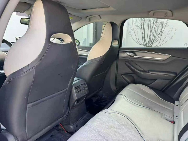 济南24年比亚迪驱逐舰4