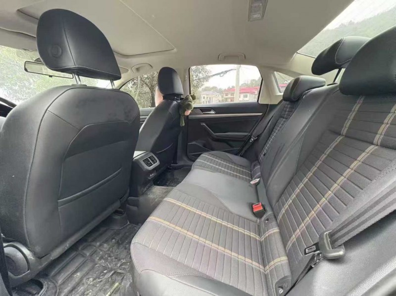 南昌22年大众朗逸8