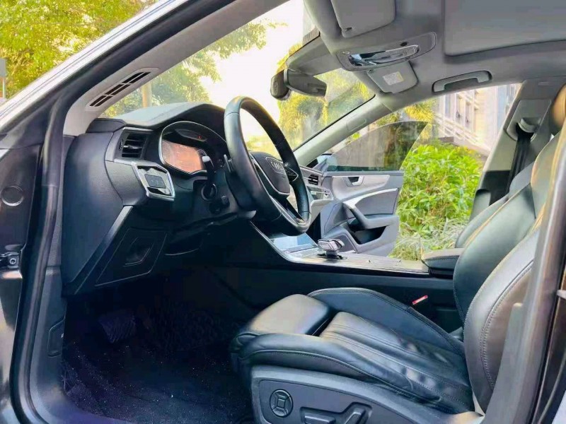 广州20年奥迪A7L9