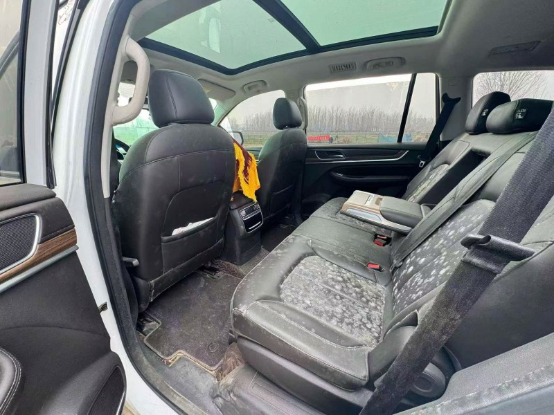 东营19年荣威RX83