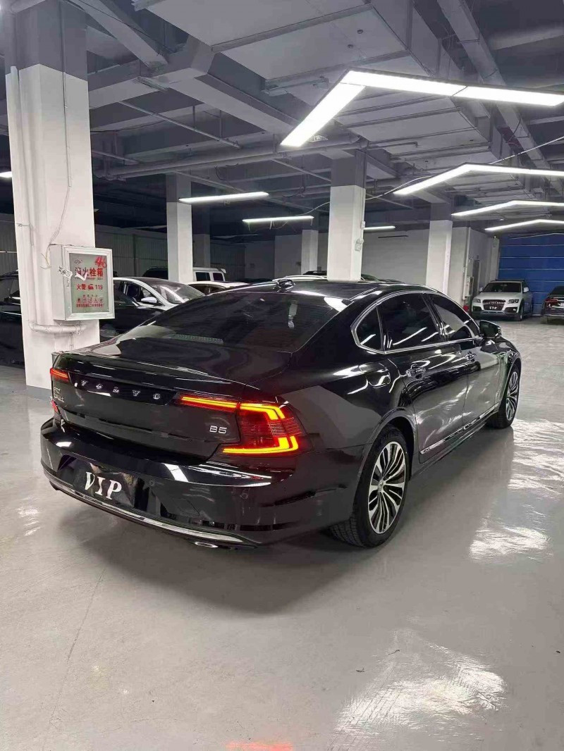 文山22年沃尔沃S909