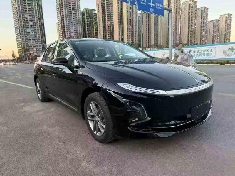 昭通25年红旗E-QM52