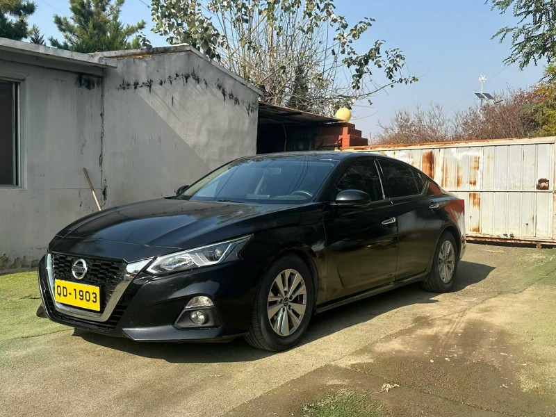 青岛22年日产天籁2