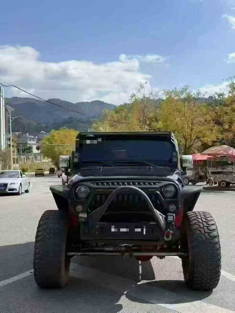 临沧17年Jeep牧马人1