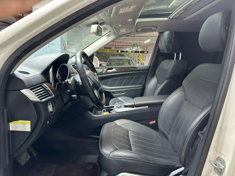 成都13年奔驰GL2