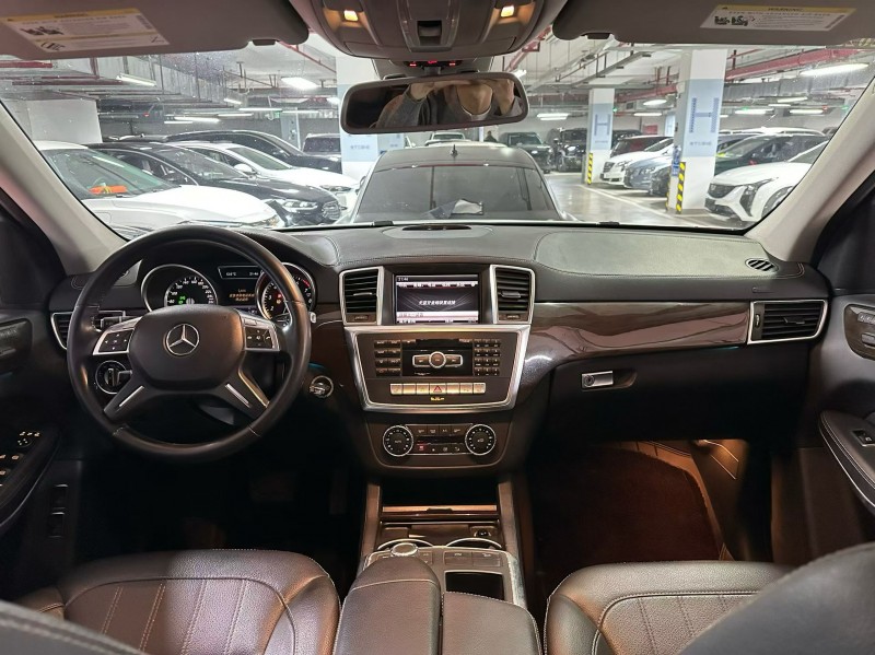 成都13年奔驰GL3