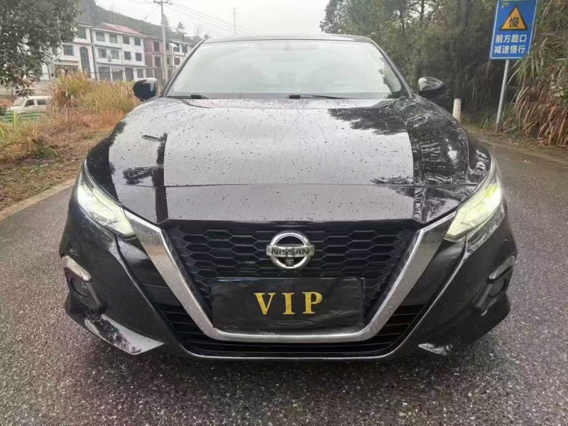 萍乡19年日产天籁1