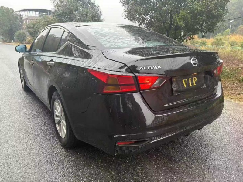 萍乡19年日产天籁4