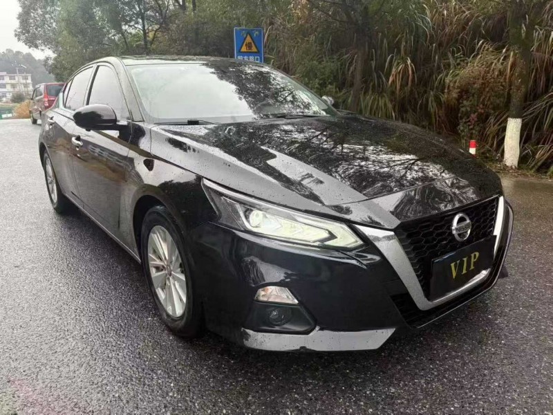 萍乡19年日产天籁5