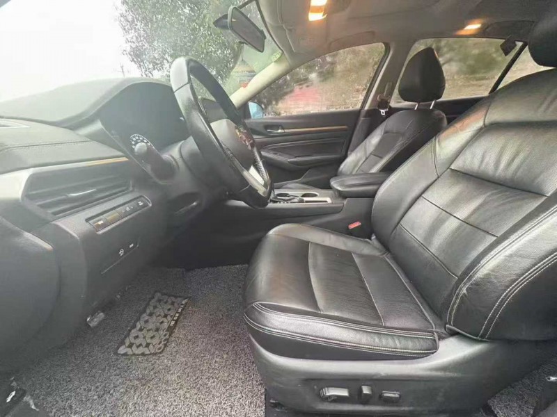 萍乡19年日产天籁7