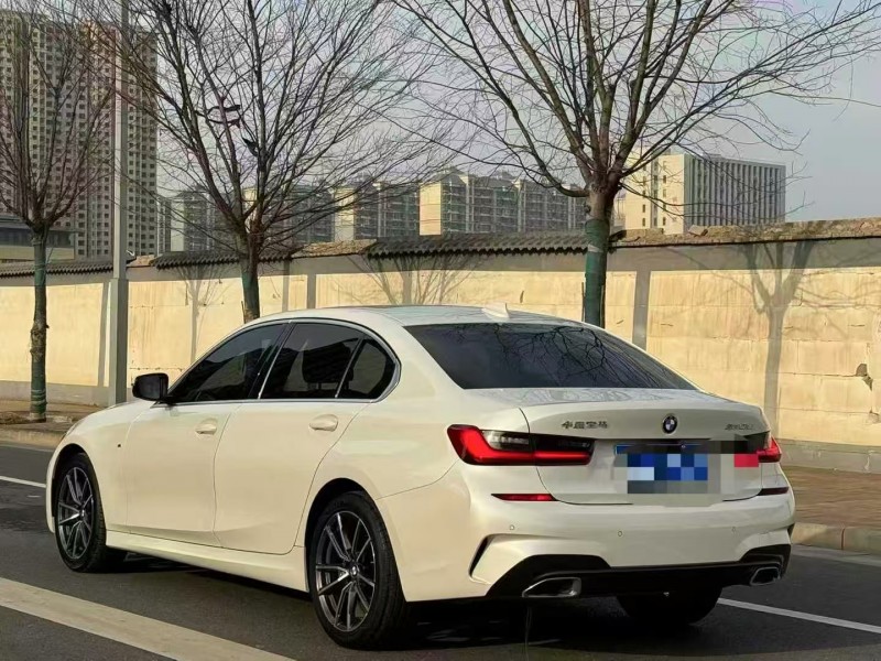 郑州21年宝马3系7