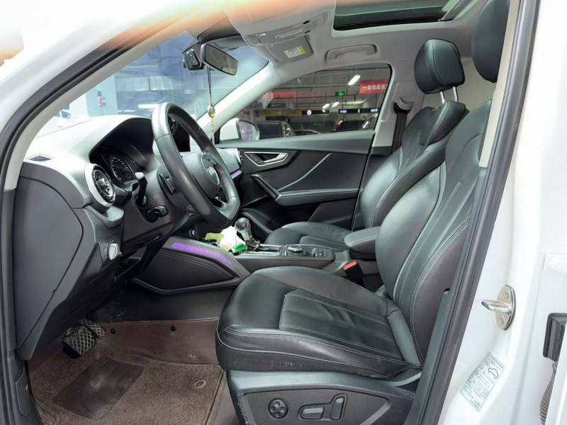 成都23年奥迪Q24