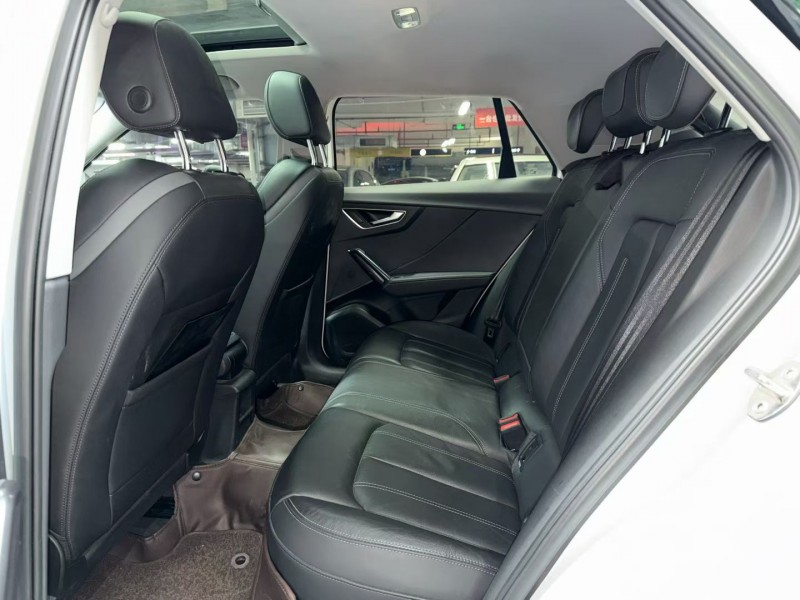 成都23年奥迪Q25