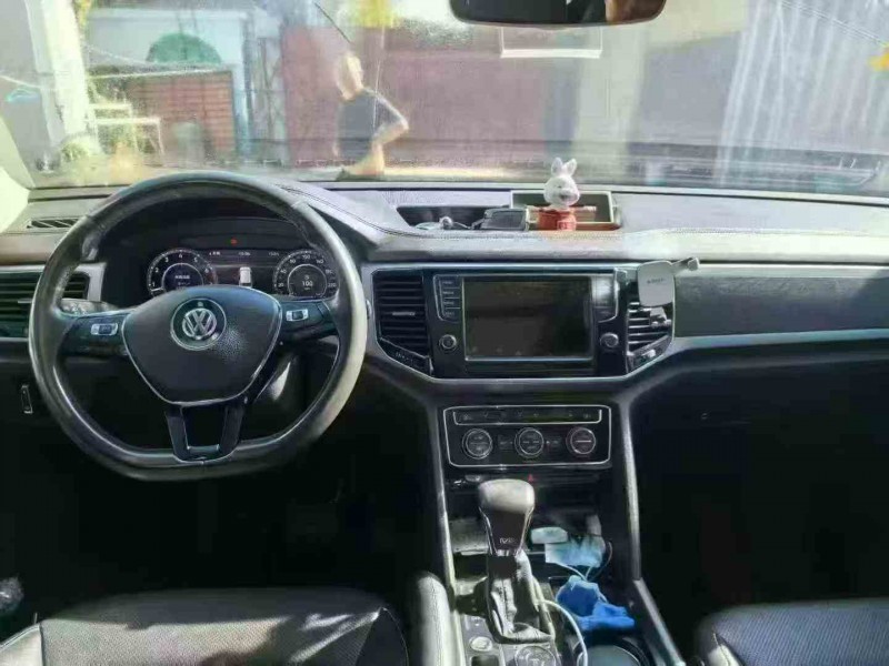 思茅18年大众途昂6