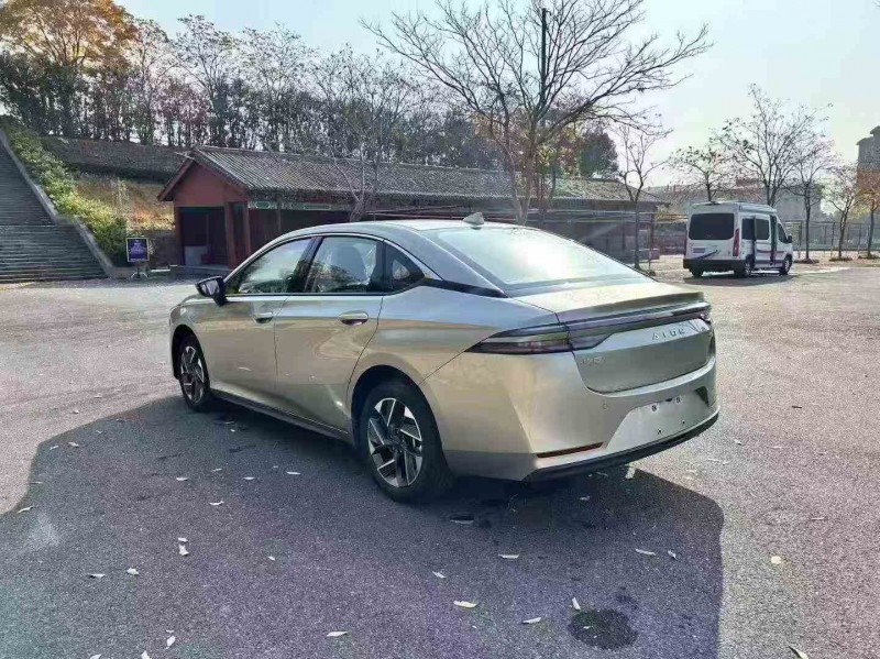 衢州25年傳祺埃安S3